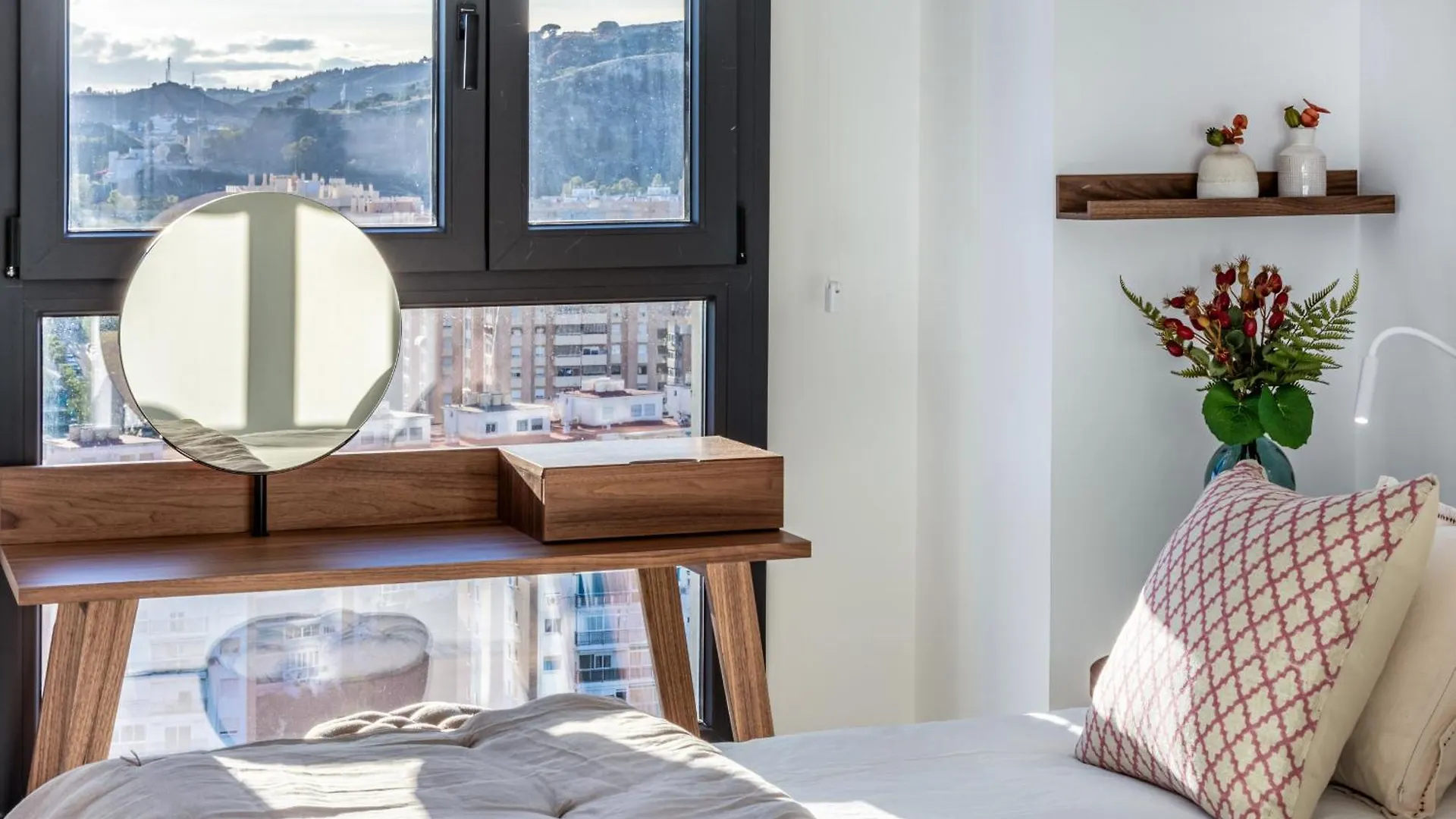 Gloria Urban Nest Malaga Parking Included Apartment